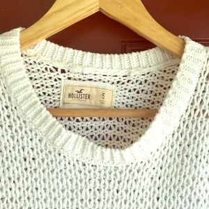 Hollister Sweater D1